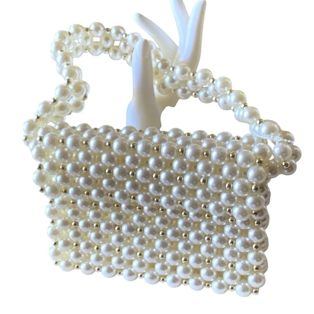 Elegant Ivory Pearl & Gold Beaded Handbag New 7” x 5” x 5” Pearl Handle